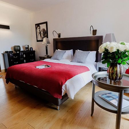 Bastide Saint Julien Bed & Breakfast La Celle  Екстериор снимка