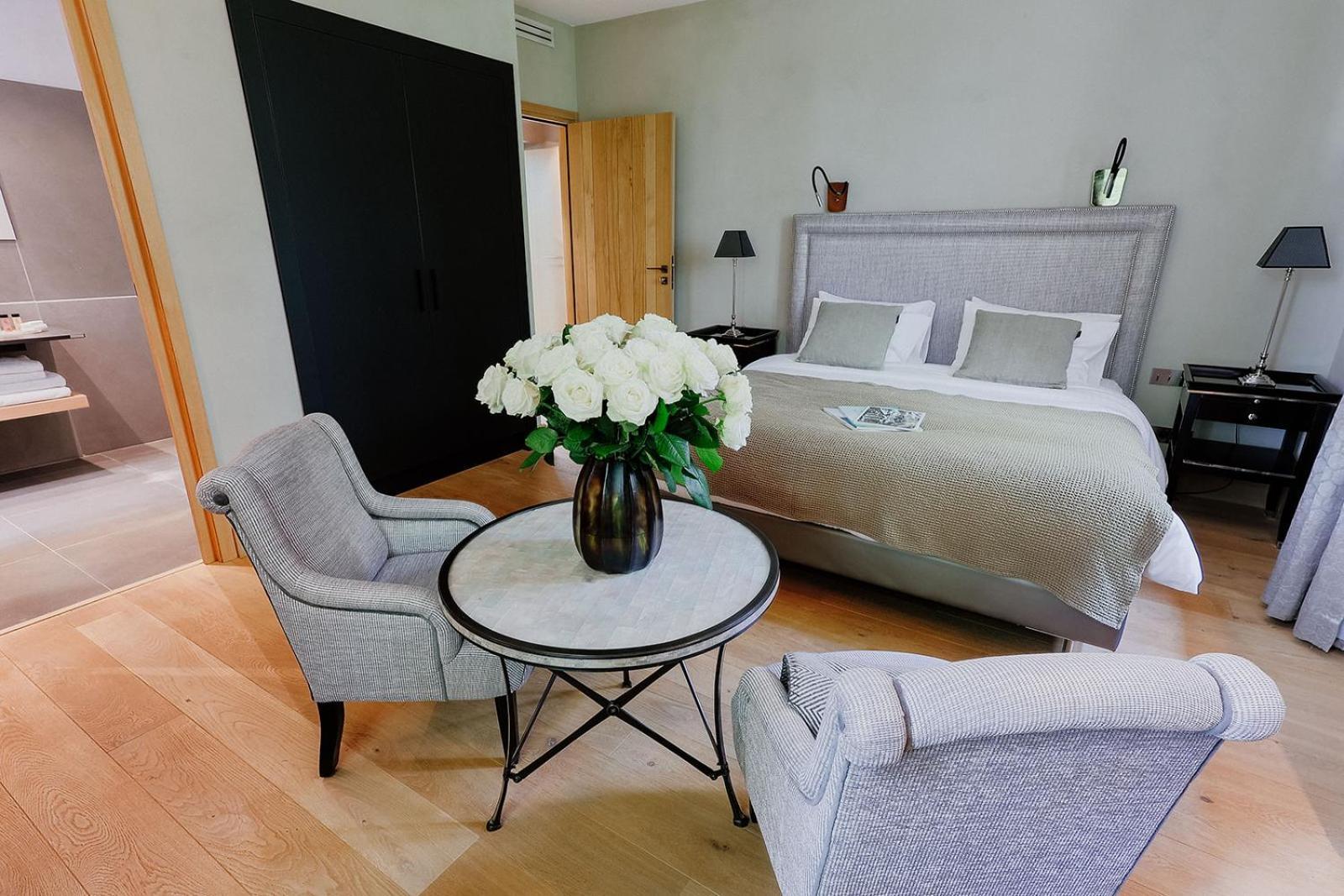 Bastide Saint Julien Bed & Breakfast La Celle  Екстериор снимка