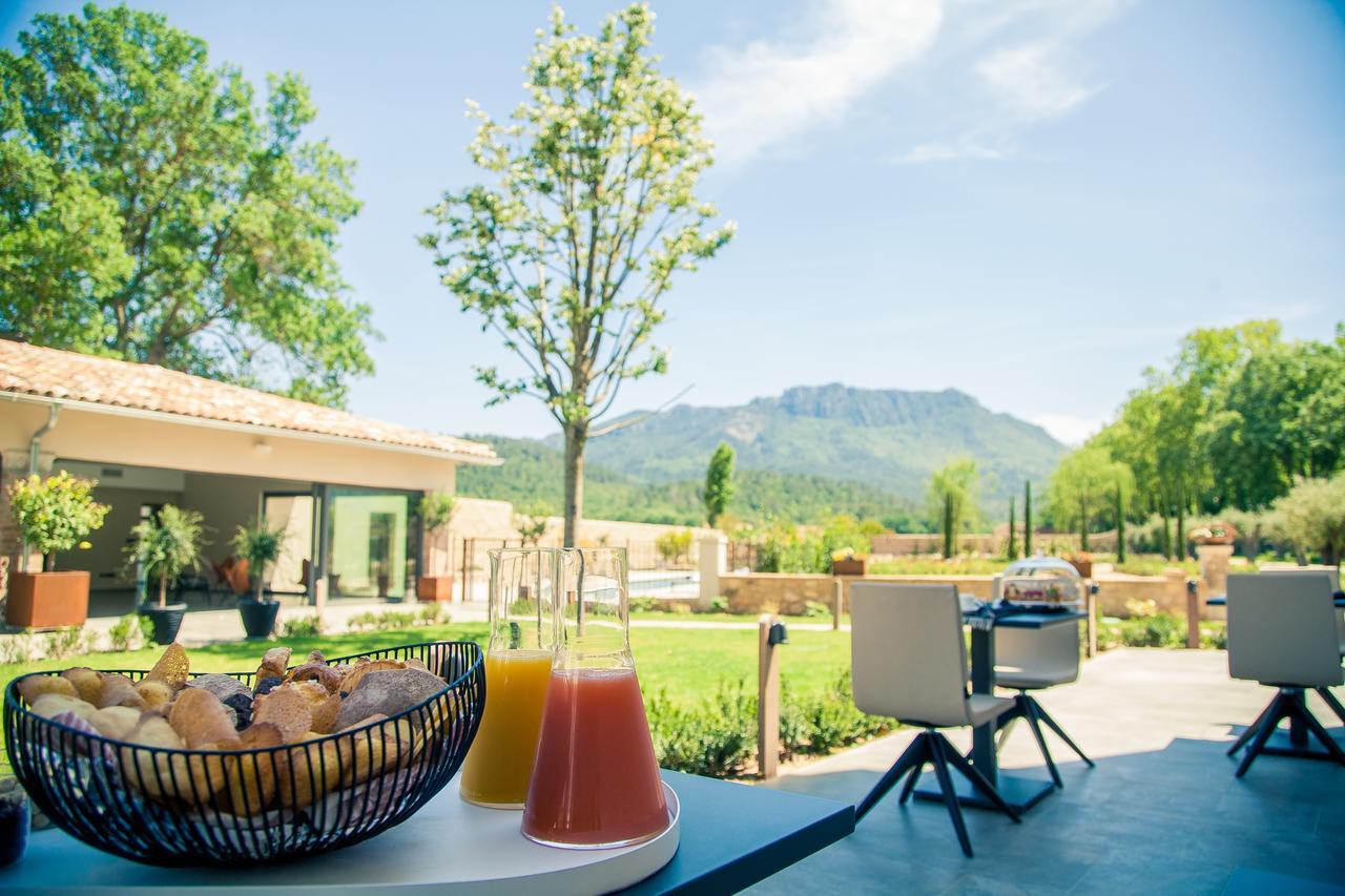 Bastide Saint Julien Bed & Breakfast La Celle  Екстериор снимка