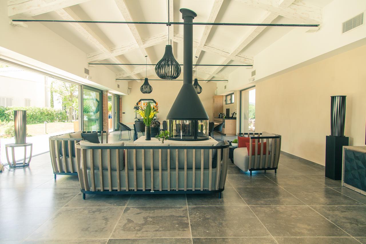 Bastide Saint Julien Bed & Breakfast La Celle  Екстериор снимка